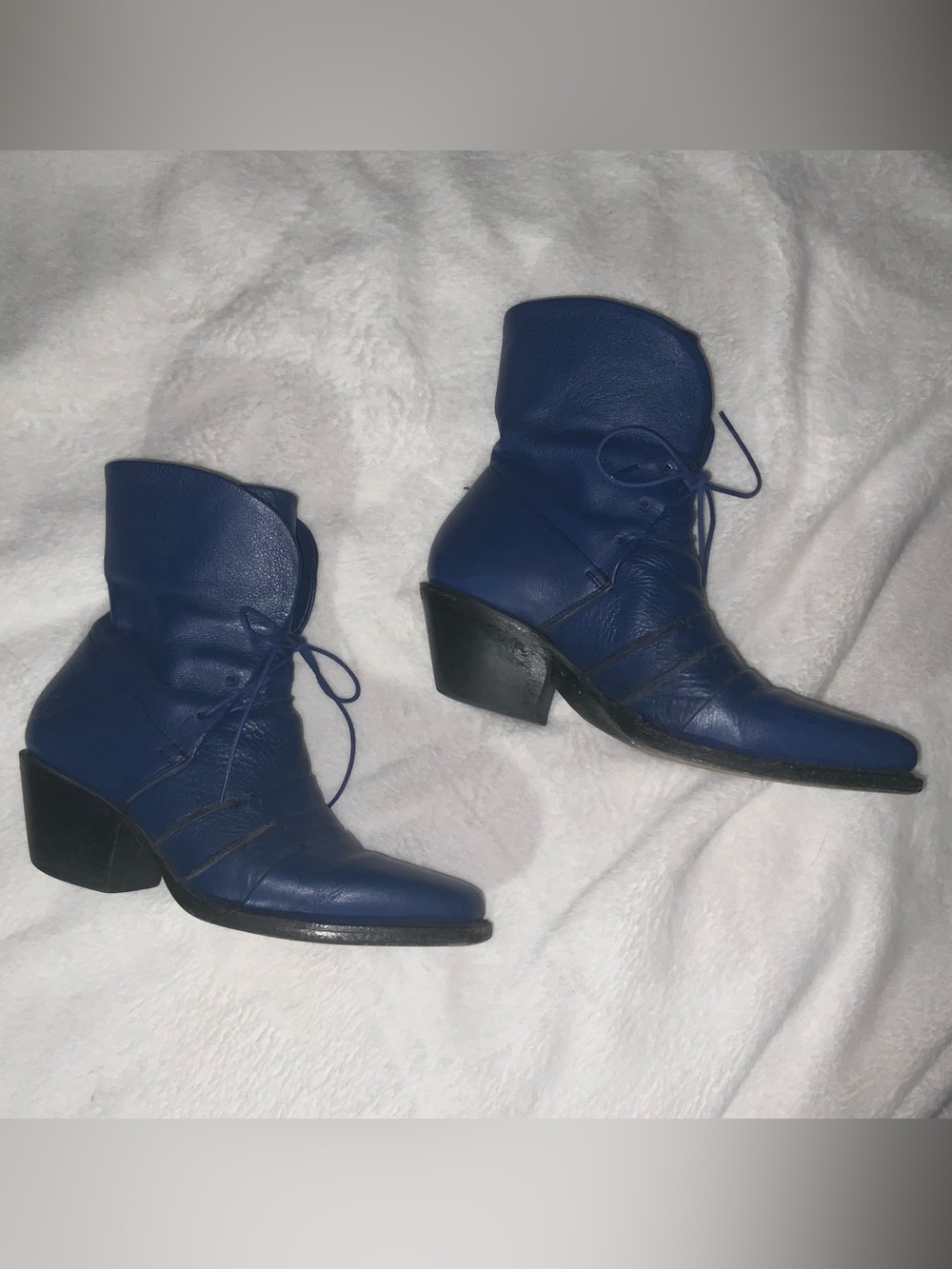 Fluevog blue Luana